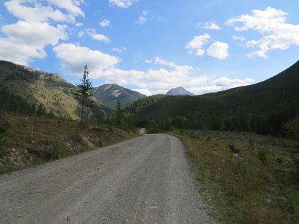 Road into Ram Creek valley 1