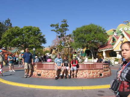 Disneyland 2008 023.jpg