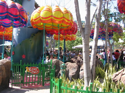 Disneyland 2008 045 Jellyfish ride California Adventure Park.jpg