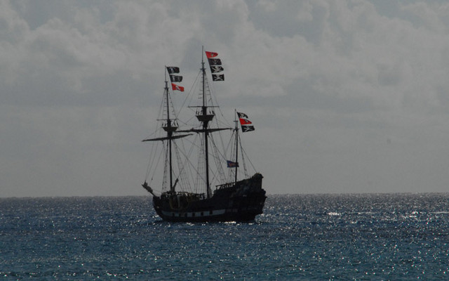 Pirate_ship_1.jpg