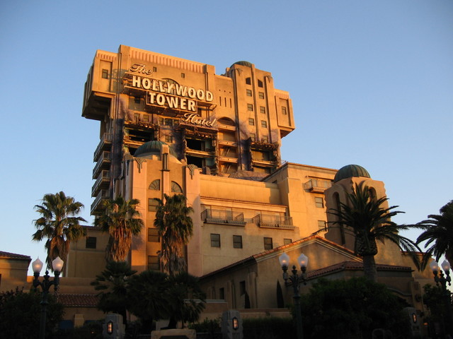 Disneyland_2008_035_Twilite_Zone_Tower_of_Terror_in_Cal_Adventure_Park.jpg